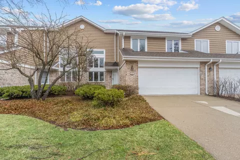 287 Brunswick Dr, Buffalo Grove, IL 60089