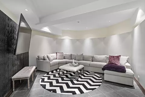 Living - 21 Champlain Rd, South Barrington, IL 60010 photo 7 of 8