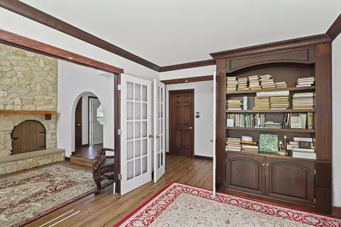 Other - 21 Champlain Rd, South Barrington, IL 60010 photo 2 of 11