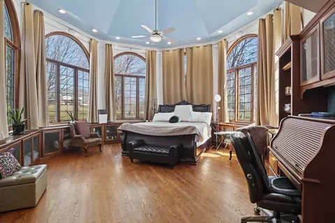Bedroom - 21 Champlain Rd, South Barrington, IL 60010 photo 1 of 10