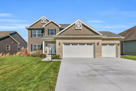 3014 E Stone Creek Blvd, Urbana, IL 61802