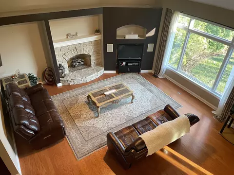 2875 Clara Ave, Aurora, IL 60502 photo 10