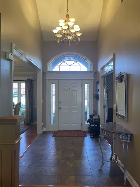 2875 Clara Ave, Aurora, IL 60502 photo 3