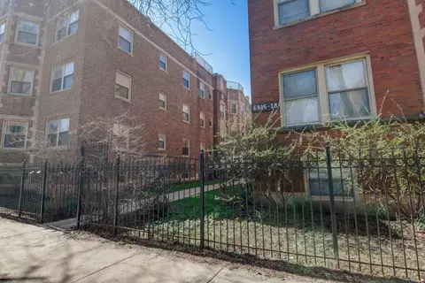 6816 N Ashland Ave #1C, Chicago, IL 60626