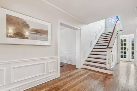 Entry Way - 624 Drexel Ave, Glencoe, IL 60022 photo 1 of 3