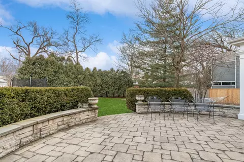 Exterior - 624 Drexel Ave, Glencoe, IL 60022 photo 6 of 7