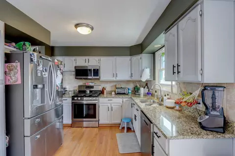 3515 Forest Rd, Mchenry, IL 60050 photo 11