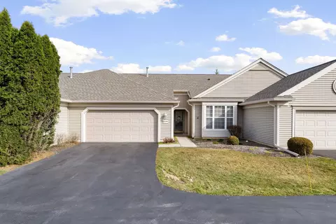 11272 Heatherdale Ln, Huntley, IL 60142