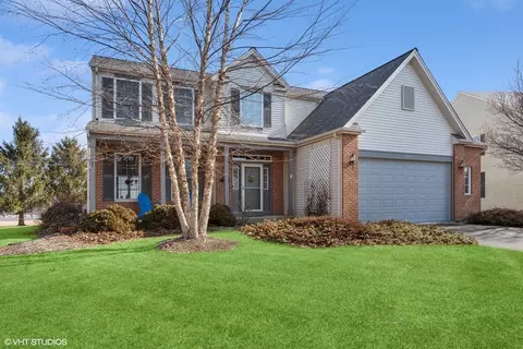 2025 Crosswind Dr, Plainfield, IL 60586