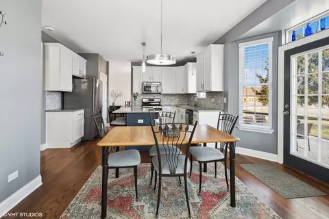 Dining - 2025 Crosswind Dr, Plainfield, IL 60586 photo 3 of 3