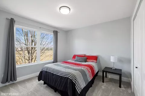 Bedroom - 2025 Crosswind Dr, Plainfield, IL 60586 photo 3 of 4