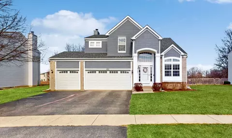 421 Benton Rd, Lake Villa, IL 60046