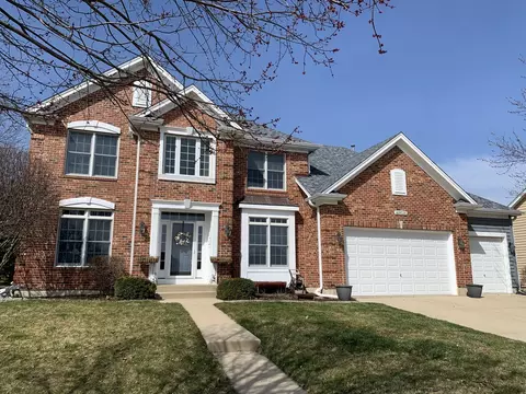 40 W136 Carl Sandburg Rd, Saint Charles, IL 60175