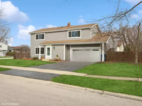 908 Shorewood Dr, Bartlett, IL 60103