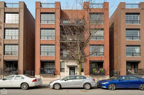 1232 N Bosworth Ave #401, Chicago, IL 60642