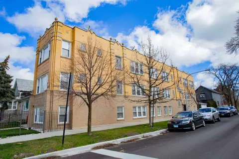 3348 W Grace St #2, Chicago, IL 60618