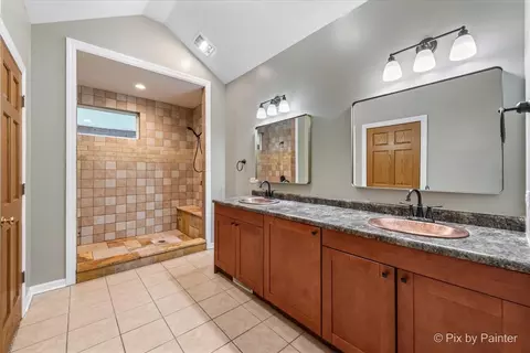 Bath - 45 W825 Beith Rd, Maple Park, IL 60151 photo 1 of 4