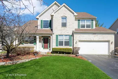 4625 Barharbor Dr, Lake In The Hills, IL 60156