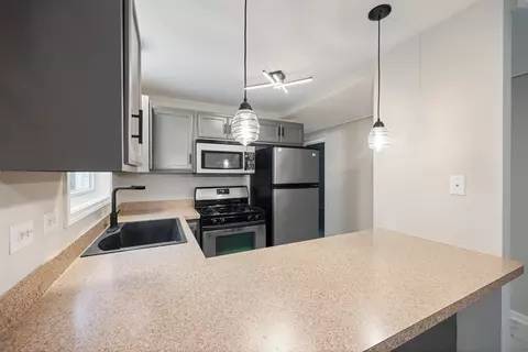 Kitchen - 4545 Prescott Ave #102, Lyons, IL 60534 photo 2 of 4
