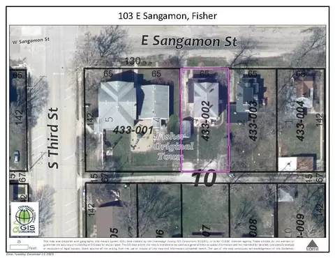 103 E Sangamon St, Fisher, IL 61843