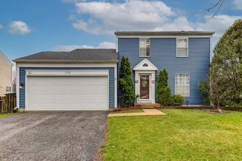 1308 Woodlake Dr, Carol Stream, IL 60188