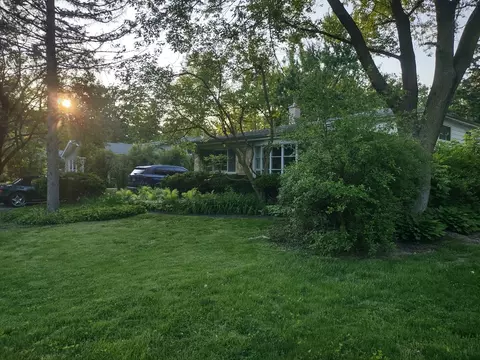 132 Glenview Rd, Glenview, IL 60025 photo 2