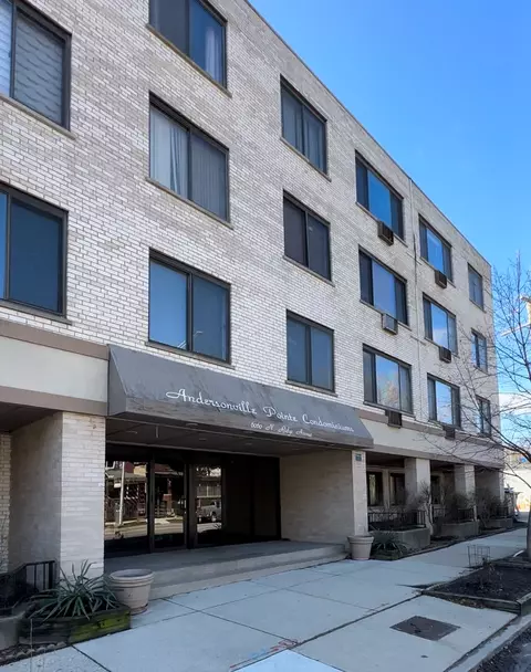 6060 N Ridge Ave #4B, Chicago, IL 60660