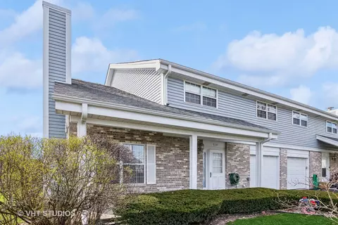 7114 Coachwood Trl, Tinley Park, IL 60477