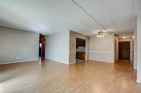 244 E Bailey Rd #G, Naperville, IL 60565 photo 8
