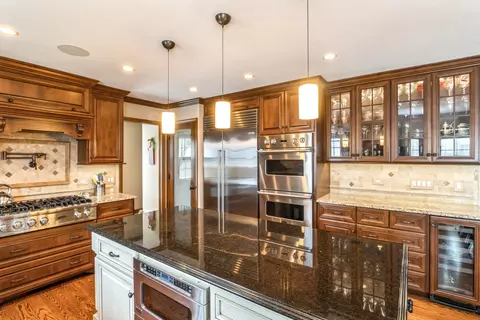 2932 Oaksbury Ct, Rolling Meadows, IL 60008 photo 4