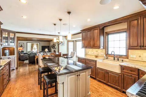 2932 Oaksbury Ct, Rolling Meadows, IL 60008 photo 6