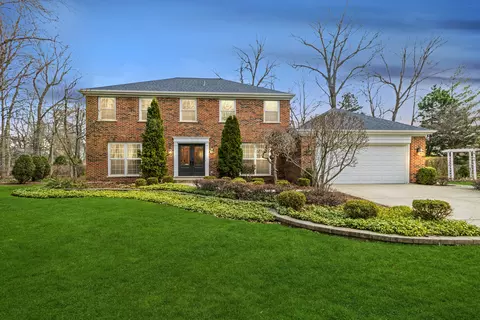 2932 Oaksbury Ct, Rolling Meadows, IL 60008