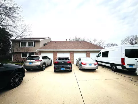 1046 Pinetree Cir N #1046, Buffalo Grove, IL 60089