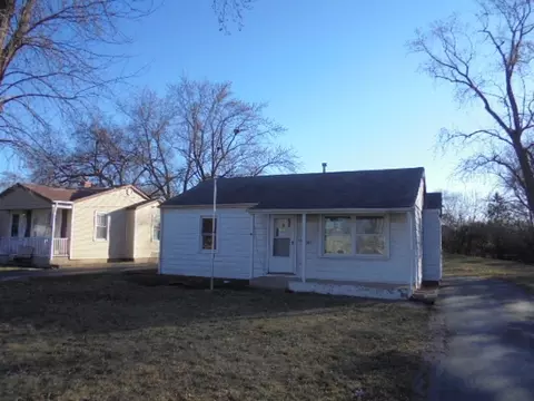 15409 Lamon Ave, Oak Forest, IL 60452