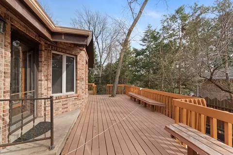 Exterior - 6633 Bentley Ave, Willowbrook, IL 60527 photo 5 of 9
