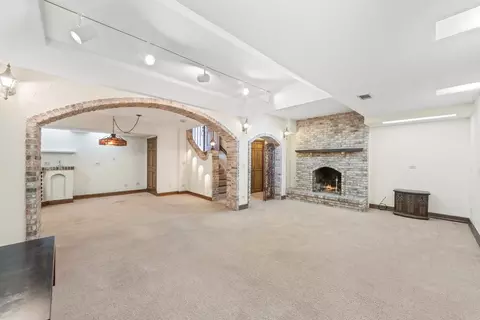 Other - 6633 Bentley Ave, Willowbrook, IL 60527 photo 8 of 17