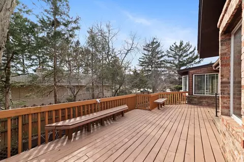 Exterior - 6633 Bentley Ave, Willowbrook, IL 60527 photo 6 of 9