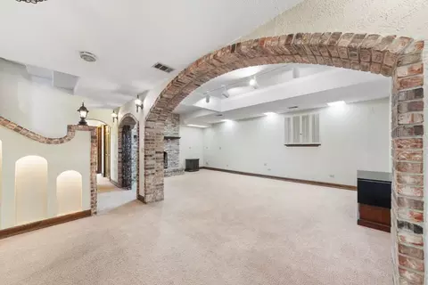 Other - 6633 Bentley Ave, Willowbrook, IL 60527 photo 7 of 17