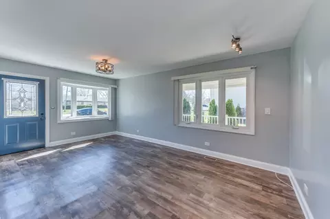 Other - 220 W Thacker St, Hoffman Estates, IL 60169 photo 3 of 8