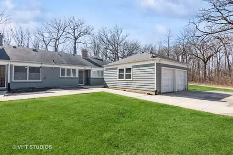33 W392 Mare Barn Ln, Wayne, IL 60184 photo 19