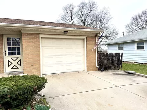1111 Bakewell Ave, Normal, IL 61761 photo 3