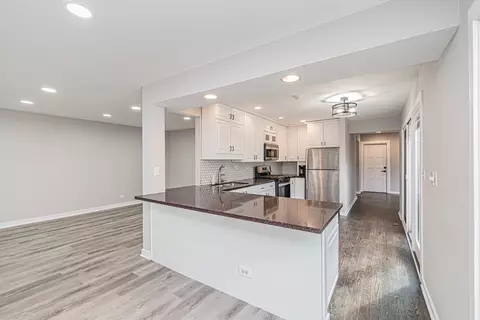 2127 Fox Run Ct, Wheaton, IL 60189 photo 9