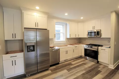 Kitchen - 705 S Myrtle Ave, Kankakee, IL 60901 photo 3 of 3