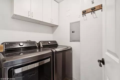Other - 1015 W Dakin St #2E, Chicago, IL 60613 photo 2 of 2