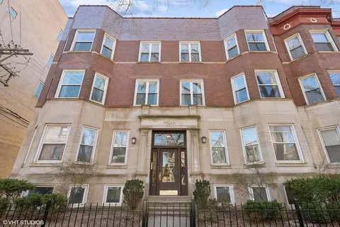 1015 W Dakin St #2E, Chicago, IL 60613