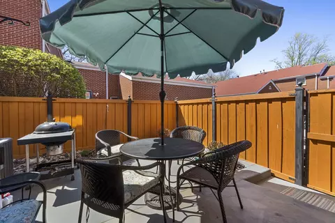 Exterior - 1606 W 103rd St, Chicago, IL 60643 photo 6 of 6