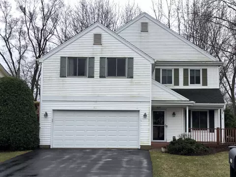 615 Cortland Dr, Lake Zurich, IL 60047