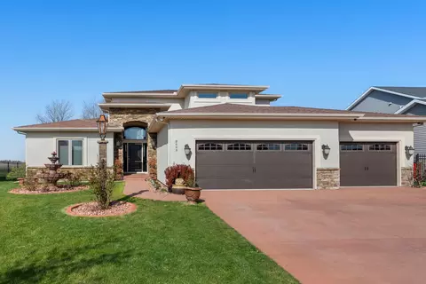 2005 Talans Dr, Champaign, IL 61822