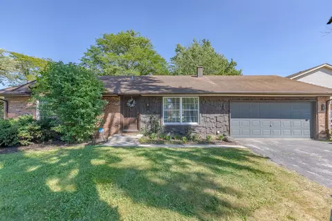 14025 Whirlaway Ct, Orland Park, IL 60467