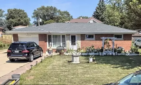 7625 Gail Ave, Darien, IL 60561